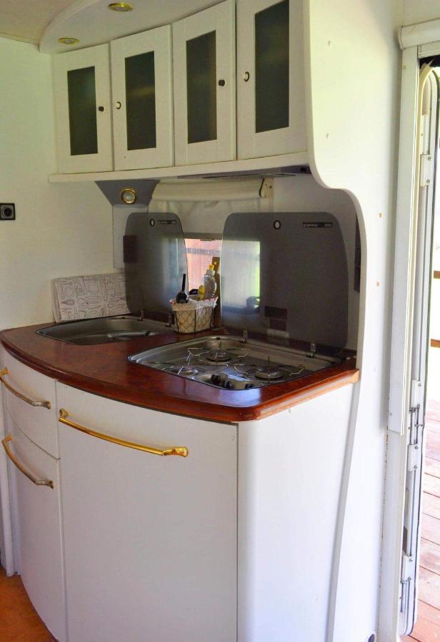 Guillerin Caravan And Glamping Sornac 外观 照片