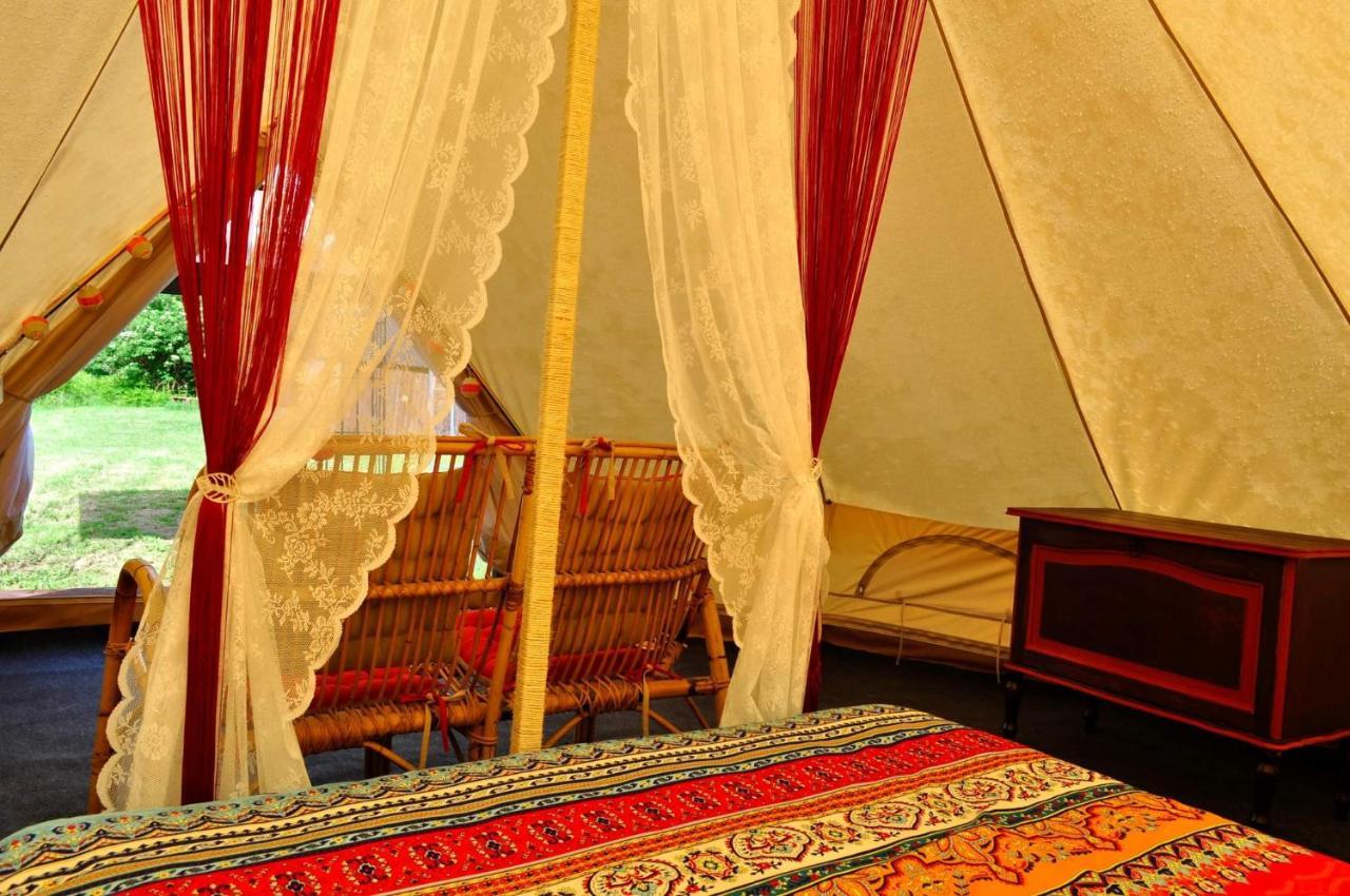 Guillerin Caravan And Glamping Sornac 外观 照片
