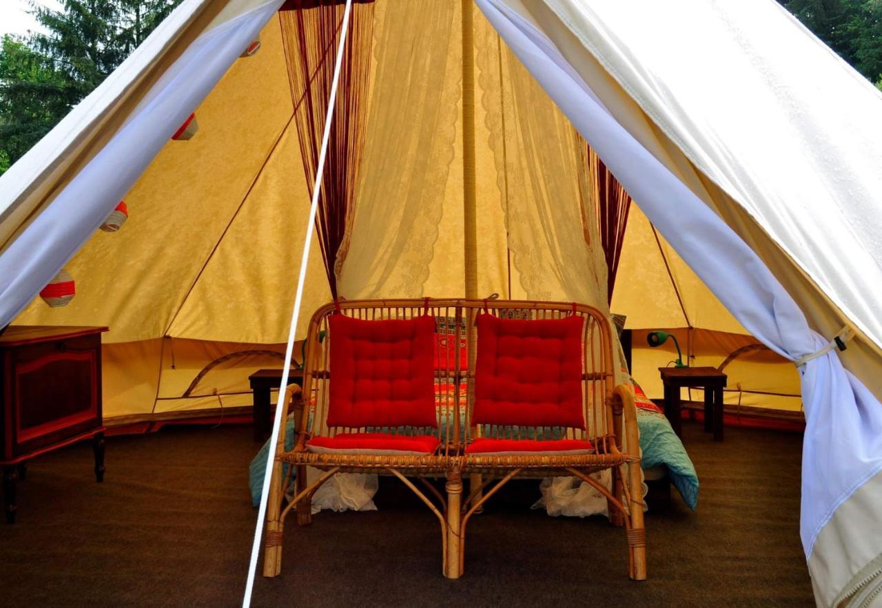 Guillerin Caravan And Glamping Sornac 外观 照片